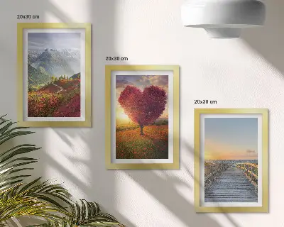 Posterpaket bergslandskap med hjärtformad trädpir