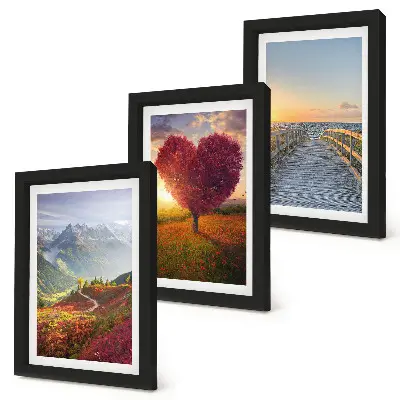 Posterpaket bergslandskap med hjärtformad trädpir
