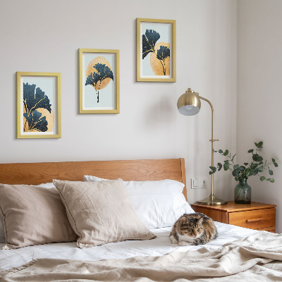 Posterpaket Estetiska ginkgoblad på en ljus bakgrund