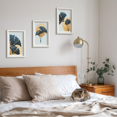 Posterpaket Estetiska ginkgoblad på en ljus bakgrund