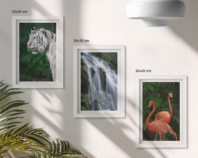 Triptyk tavla med ram Tigervattenfall och rosa flamingos i naturen