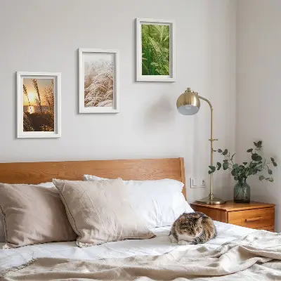 Triptyk tavla med ram med motiv av färgglatt naturgräs