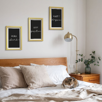 Triptyk tavla med ram Eleganta motiverande slagord på svart bakgrund