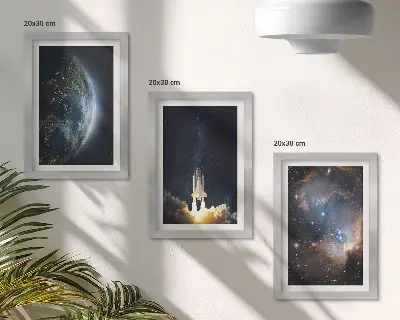 Triptyk med ram motiv av rymden med jordklotet, raket, galax och stjärnhimmel
