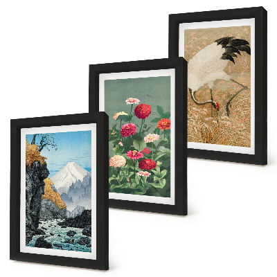 Tavelvägg med 3 tavlor Berg i landskapet, flod, blommor och tranor i gräset