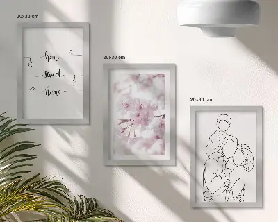 Tavelvägg med 3 tavlor med blommor och familjemotiv i minimalistisk design
