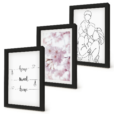 Tavelvägg med 3 tavlor Blommor och familj i minimalistisk design