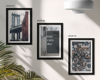 Posterpaket Bro i staden med gatuskyltar, Flygfoto