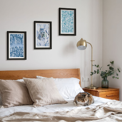 Posterpaket Vinterskog blå blomma blå vattenyta