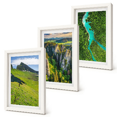 Triptyk tavla med ram Gröna bergslandskap med en flod och klippor