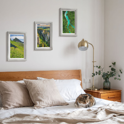 Triptyk tavla med ram Gröna bergslandskap med en flod och klippor