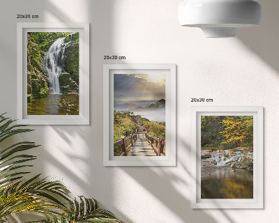 Triptyk tavla med ram Vattenfall, berg, molnstigar och höstvyer