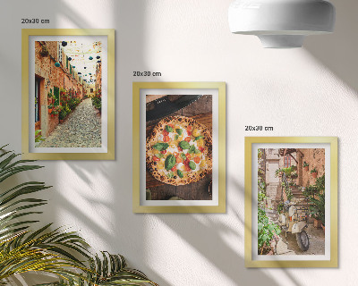 Tavelvägg med 3 tavlor Charmiga gator med växter och italiensk pizza