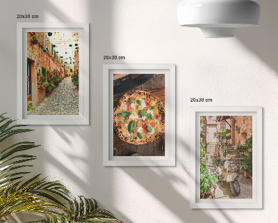 Tavelvägg med 3 tavlor Charmiga gator med växter och italiensk pizza