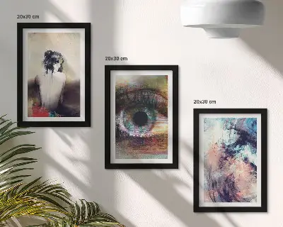 Triptyk tavla med ram porträtt av en kvinna med abstrakt öga i färger och känslor