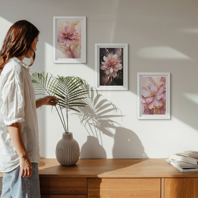 Triptyk tavla med ram Blommiga kompositioner i nyanser av rosa och vitt
