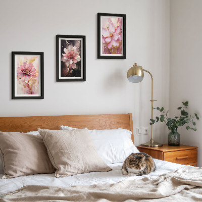 Triptyk tavla med ram Blommiga kompositioner i nyanser av rosa och vitt