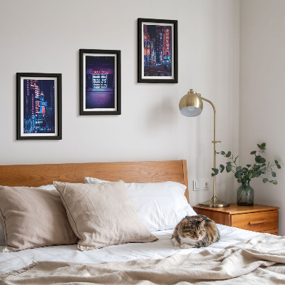 Posterpaket Nattstad med neonljus och en bioingång