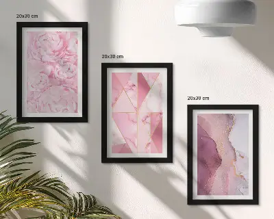Triptyk med pioner och geometriska mönster tavla med ram i rosa nyanser