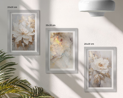 Triptyk tavla med ram Blommor på en ljus bakgrund med abstrakta mönster