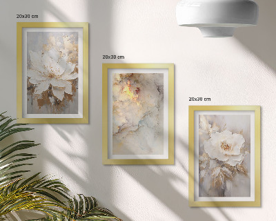 Triptyk tavla med ram Blommor på en ljus bakgrund med abstrakta mönster