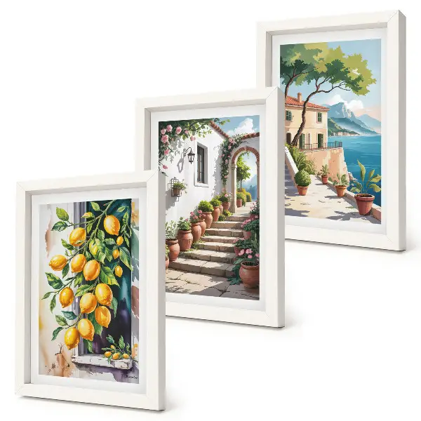 Triptyk med citrontema tavla med ram föreställande citroner mot en bakgrund av blommor och havsutsikt