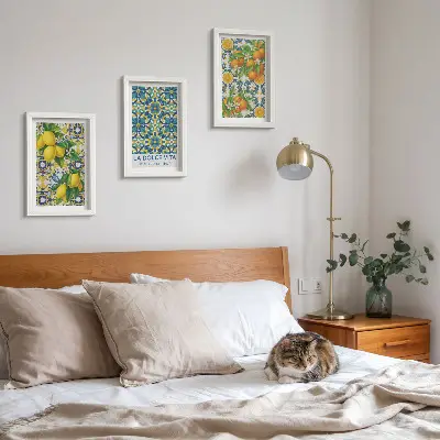 Tavelvägg med 3 tavlor med motiv av citronblommor och apelsiner i italiensk stil