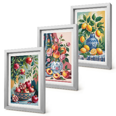 Triptyk tavla med ram Målade blommor och frukt i vaser