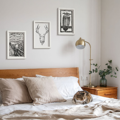 Posterpaket Inspirerad av Scream-bilden med en skalle och uggla i grafisk stil