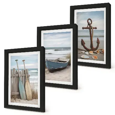 Posterpaket strand med en roddbåt och ett ankare i sanden