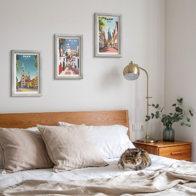 Triptyk tavla med ram Europeiska städer i färgglada illustrationer