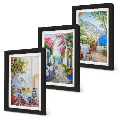 Triptyk tavla med ram Charmiga gator med blommande växter och havsutsikt