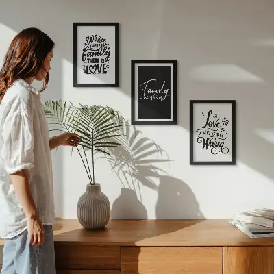 Triptyk med tavlor tavlor med motiv av familj, kärlek, värme och inspirerande citat inkl ram