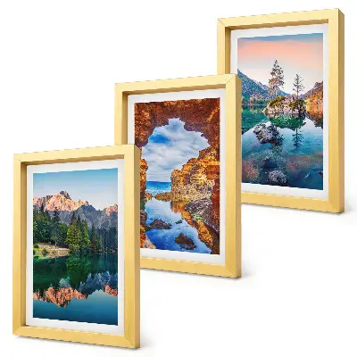 Triptyk tavla med ram bergsjöar med reflektioner i vatten och klippor