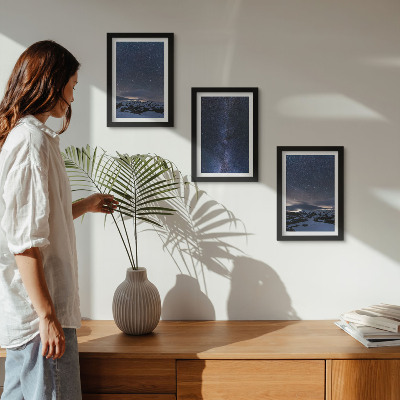 Posterpaket Natthimmel med stjärnor och ett bergslandskap