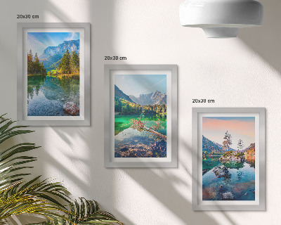 Posterpaket Bergsjöar med vatten och omgivande naturlandskap