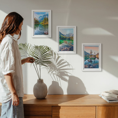 Posterpaket Bergsjöar med vatten och omgivande naturlandskap