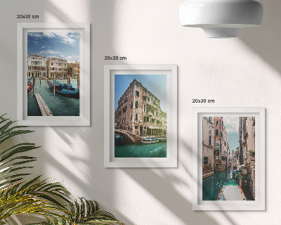 Triptyk tavla med ram Utsikt över Venedig med kanaler och urban arkitektur