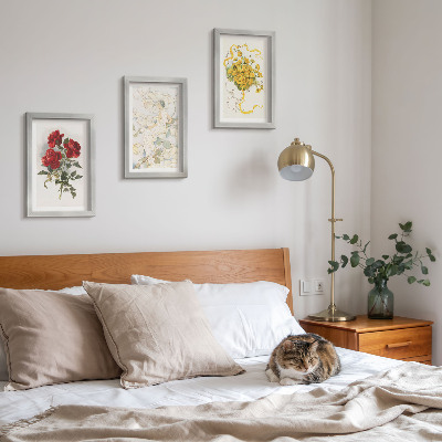 Posterpaket Röda rosor, vit figur, gula blommor i en vas
