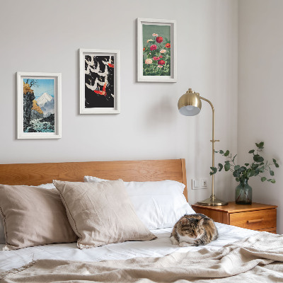 Posterpaket Berg med vattenfall, fåglar i flykt och färgglada blommor