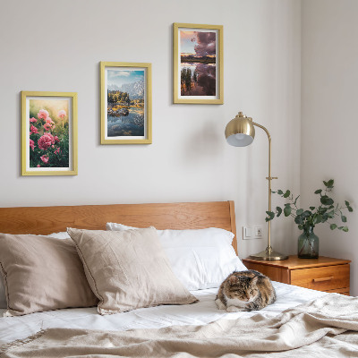 Posterpaket Blommor i trädgården, berg och en lugn vattenyta