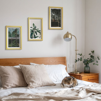 Triptyk tavla med ram Gröna blad på fönstret och växter inuti