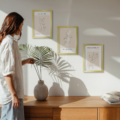 Triptyk tavla med ram Linjära silhuetter av kvinnor i minimalistiska affischer
