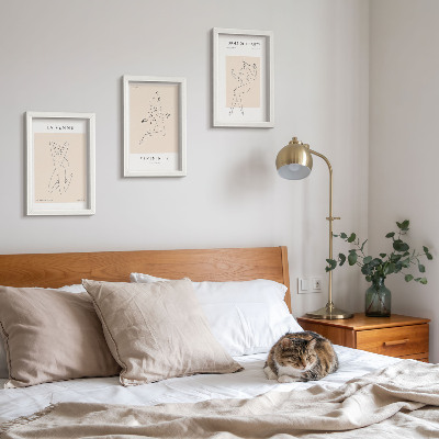 Triptyk tavla med ram Linjära silhuetter av kvinnor i minimalistiska affischer