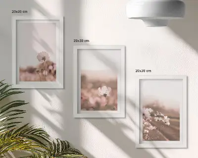 Triptyk tavla med ram vildblommor på ängar under sommaren med romantiskt landskapsmotiv