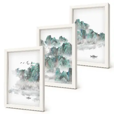 Triptyk med ram berg i molnen med fåglar och båt i japandistil