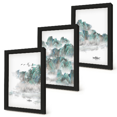 Triptyk tavla med ram Berg i molnen med fåglar och en båt på vattnet japandi