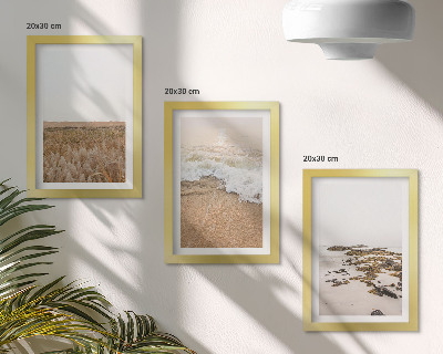 Posterpaket Strand med vågor och havsstenar på sommaren