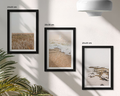 Posterpaket Strand med vågor och havsstenar på sommaren