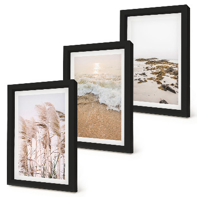 Triptyk tavla med ram Strandgräsvågor och stenar vid havet i boho-stil